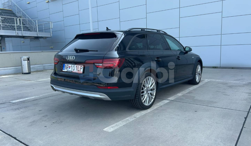 Audi A4 Avant ALLROAD QUATTRO 218k S tronic Basis 160 KW A7 5d. (2015-2019)