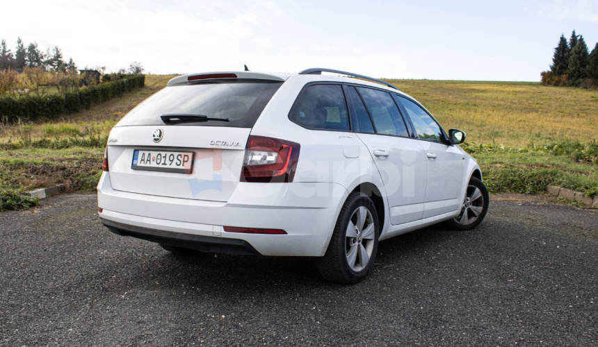 Škoda Octavia Combi 2.0 TDI Ambition DSG