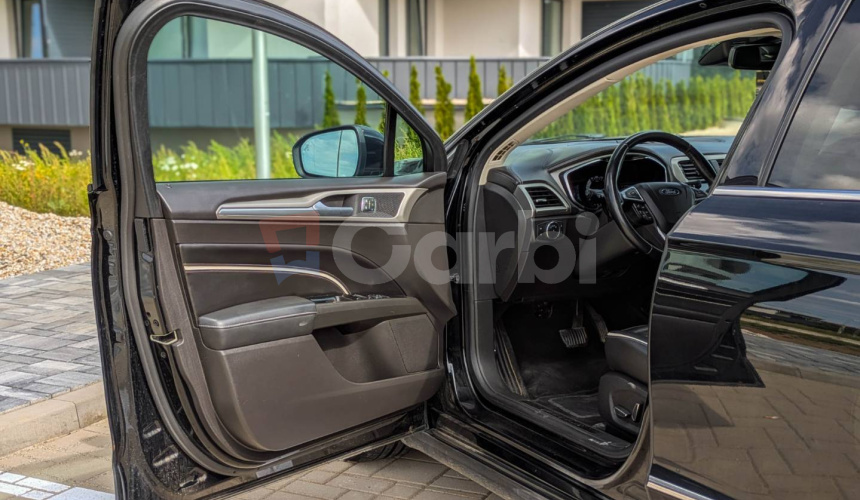 Ford Mondeo 2.0 Hybrid Vignale eCVT, 138kW, A/T