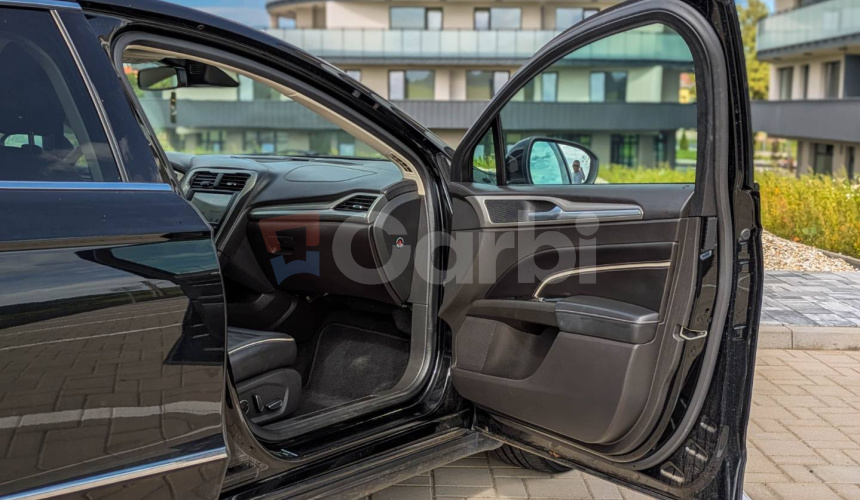 Ford Mondeo 2.0 Hybrid Vignale eCVT, 138kW, A/T