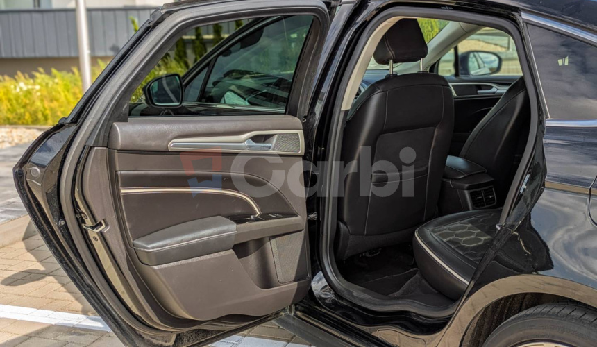 Ford Mondeo 2.0 Hybrid Vignale eCVT, 138kW, A/T