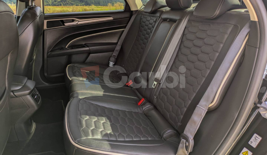 Ford Mondeo 2.0 Hybrid Vignale eCVT, 138kW, A/T