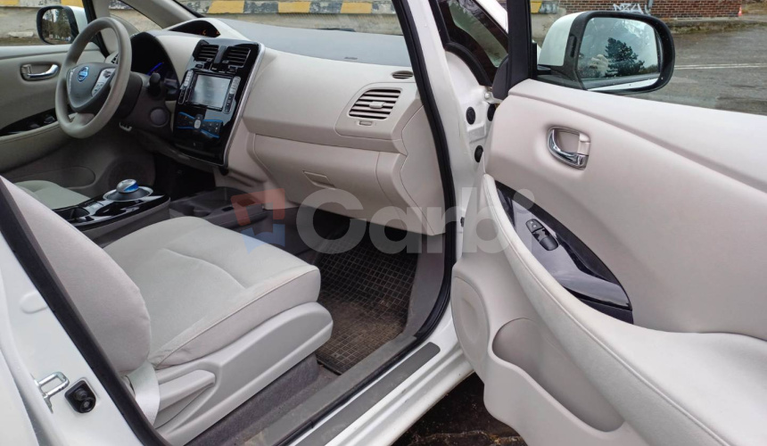 Nissan Leaf Acenta 24