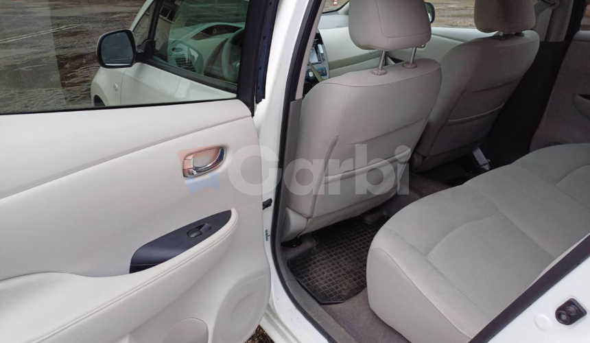 Nissan Leaf Acenta 24