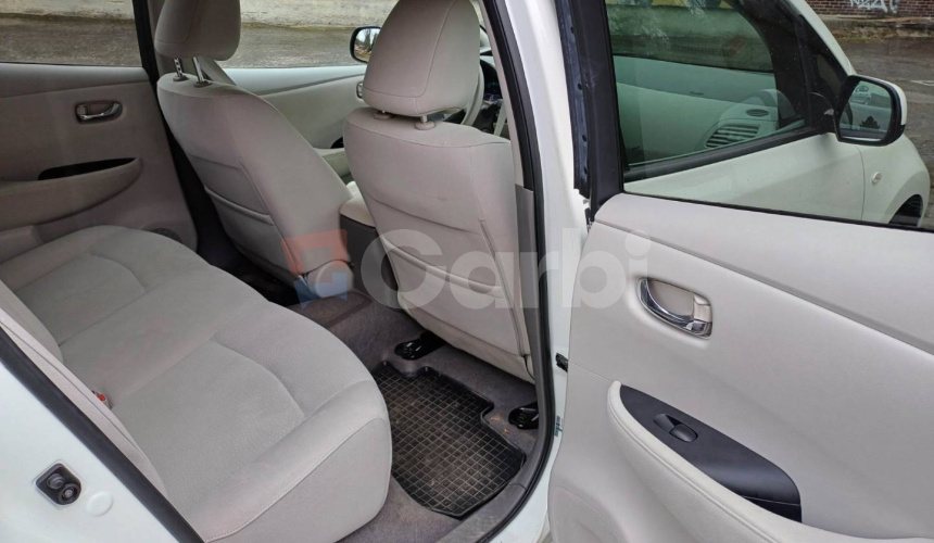 Nissan Leaf Acenta 24