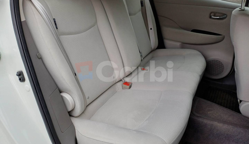 Nissan Leaf Acenta 24