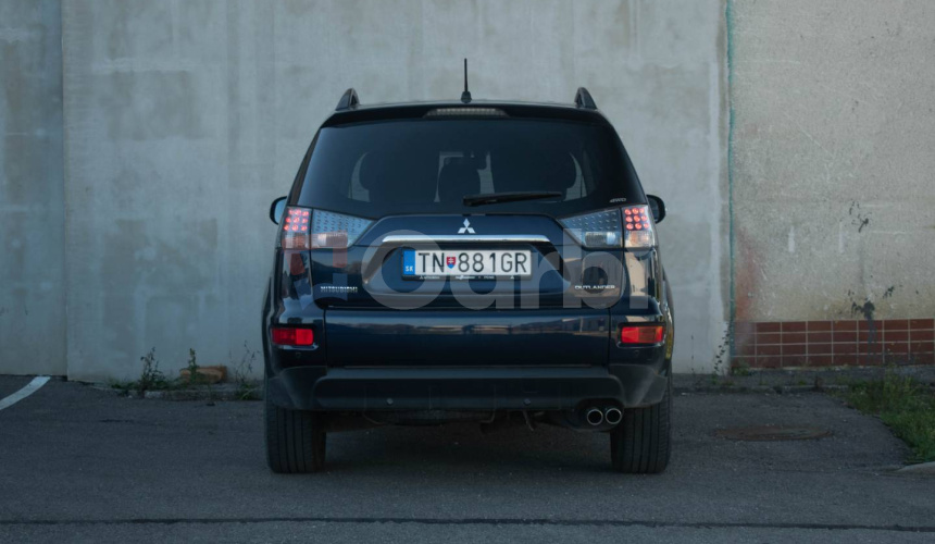 Mitsubishi Outlander 2.2 DI-D TC-SST Intense+