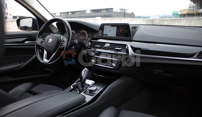 BMW Rad 5 Touring 530d xDrive A/T