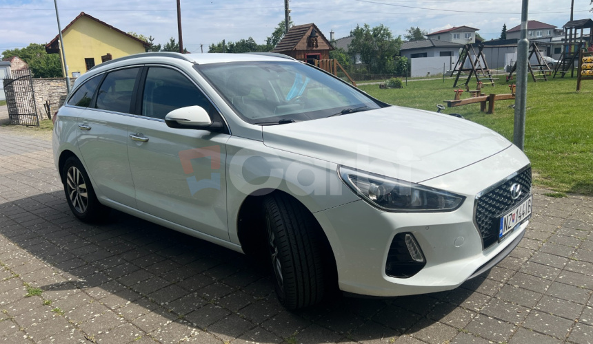 Hyundai i30 i 30