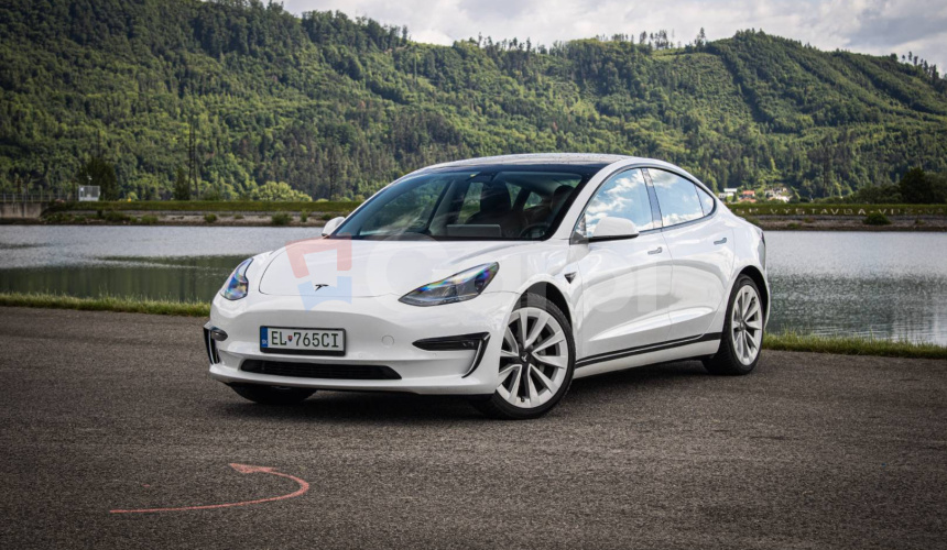 Tesla Model 3 Long Range Refresh 86% SOH, Matrix LED, Tepelko, odpočet DPH
