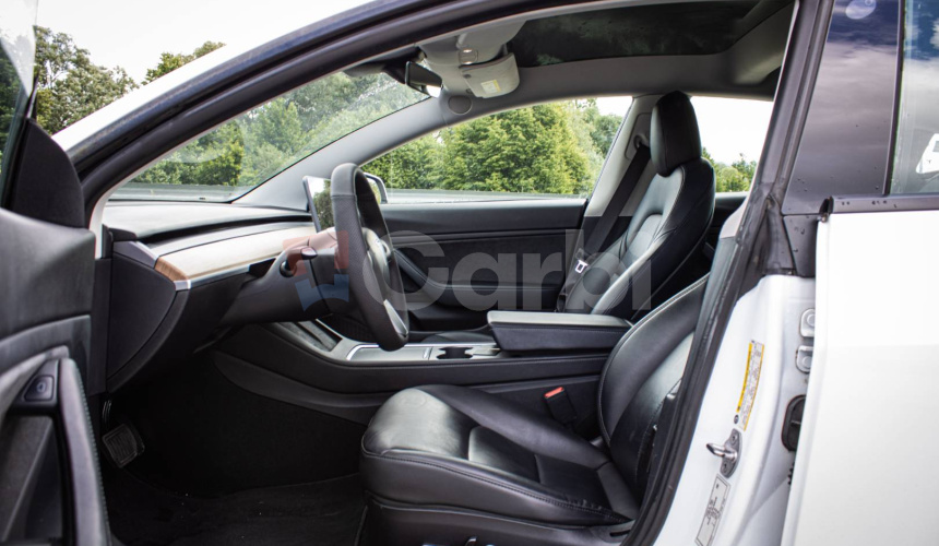 Tesla Model 3 Long Range Refresh 86% SOH, Matrix LED, Tepelko, odpočet DPH