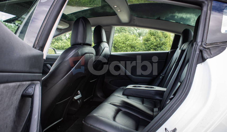 Tesla Model 3 Long Range Refresh 86% SOH, Matrix LED, Tepelko, odpočet DPH