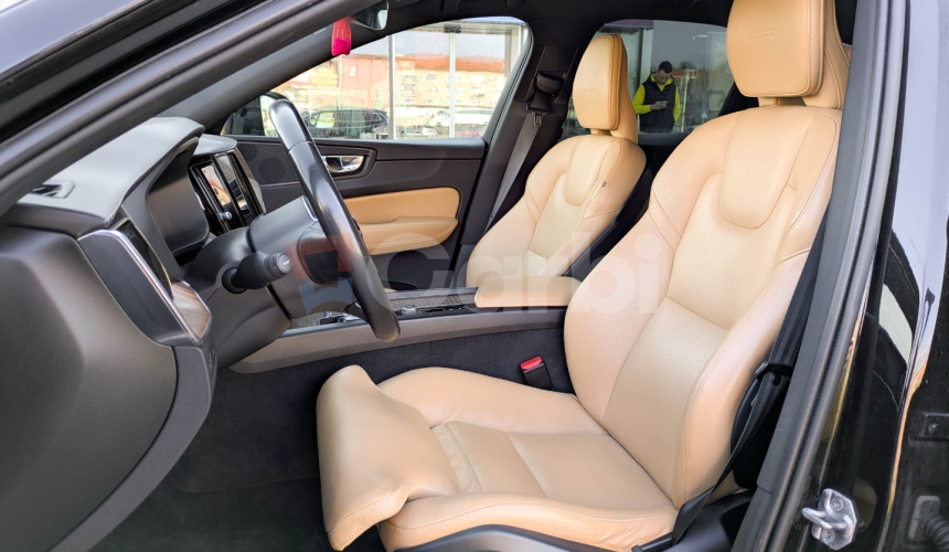 Volvo XC60 B4 Inscription AWD A/T