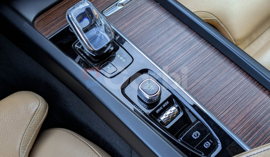 Volvo XC60 B4 Inscription AWD A/T