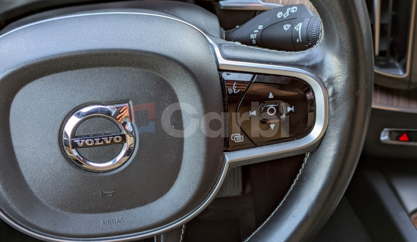 Volvo XC60 B4 Inscription AWD A/T