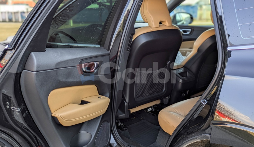 Volvo XC60 B4 Inscription AWD A/T