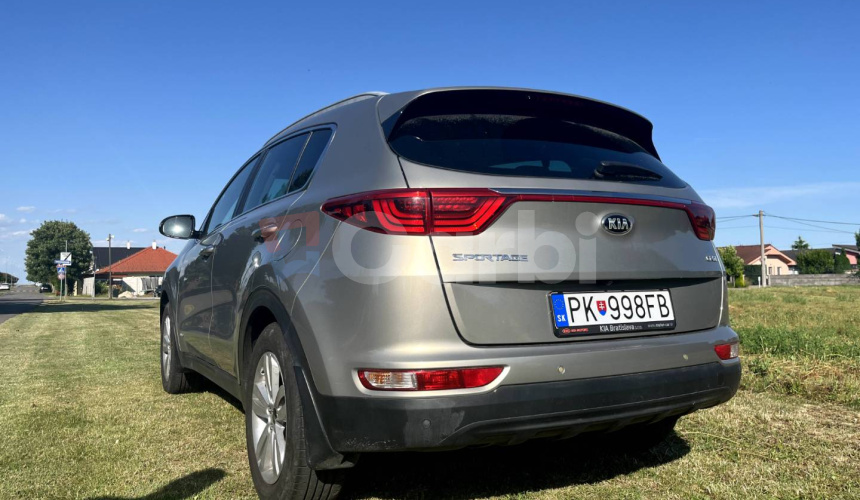 Kia Sportage 2.0 CRDi 4WD Platinum A/T