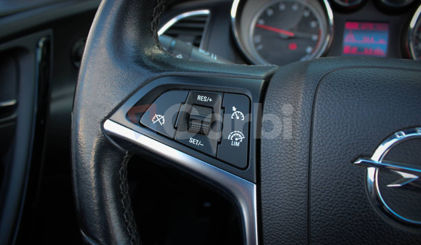 Opel Cascada 1.4 TURBO 140k StartStop Cosmo
