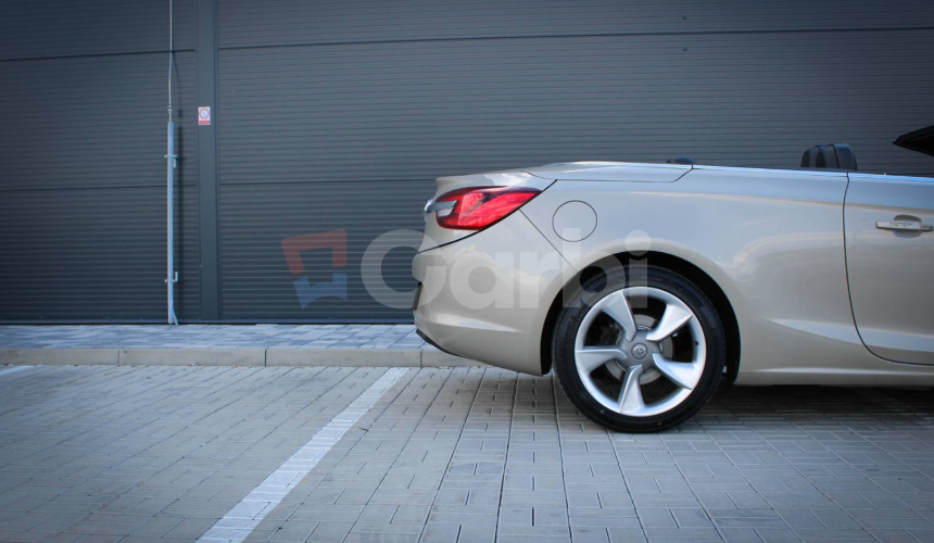 Opel Cascada 1.4 TURBO 140k StartStop Cosmo