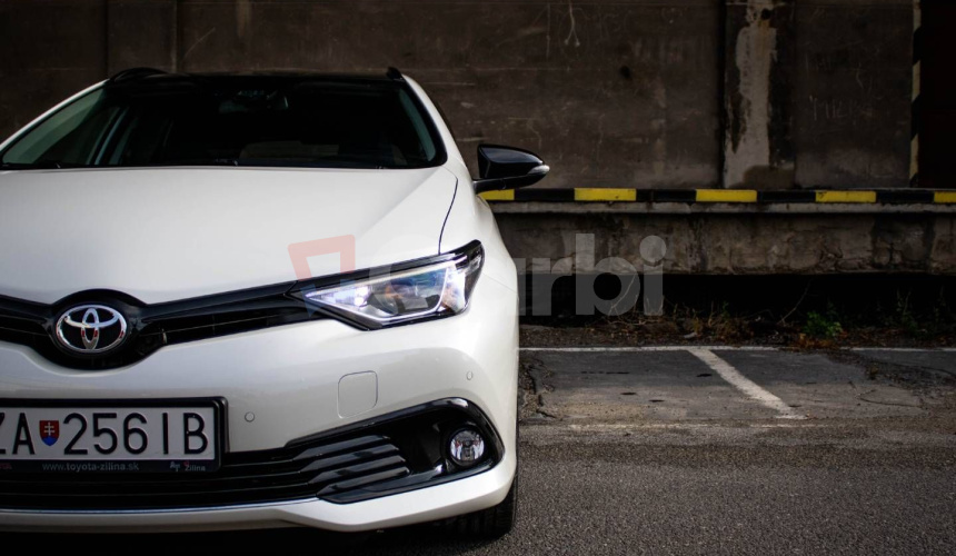 Toyota Auris Touring Sports 1.6 l Valvematic Selection