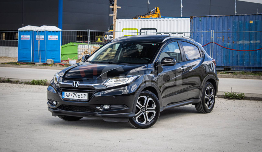 Honda HR-V 1.5 i-VTEC Executive CVT, 1. Majiteľ, Slovenské, Nelakované, V záruke