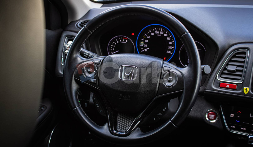Honda HR-V 1.5 i-VTEC Executive CVT, 1. Majiteľ, Slovenské, Nelakované, V záruke