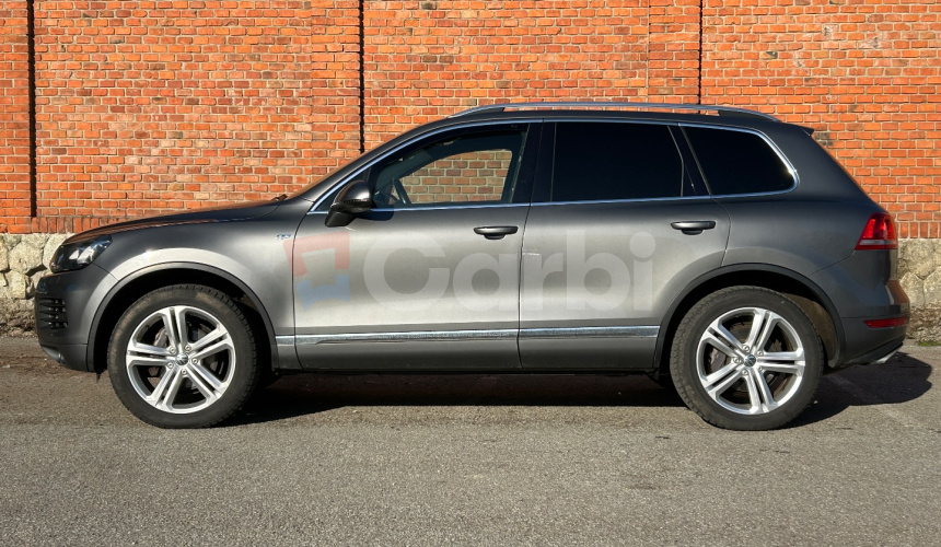 Volkswagen Touareg V6