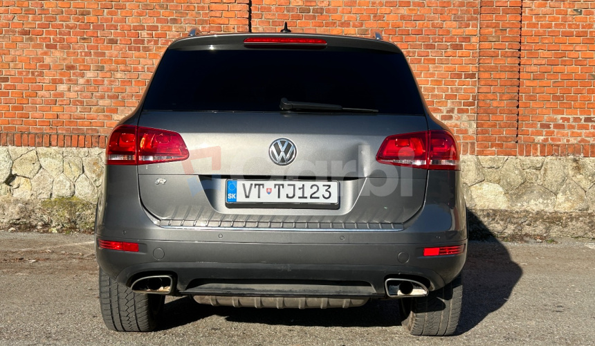 Volkswagen Touareg V6