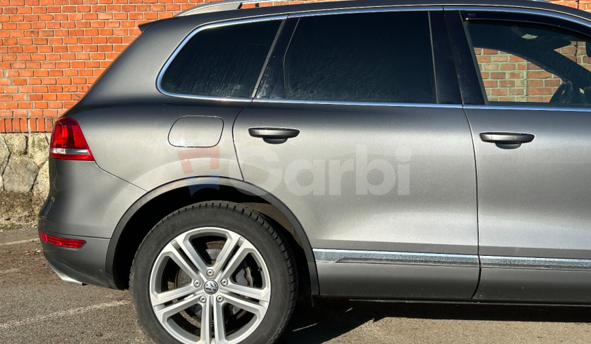 Volkswagen Touareg V6
