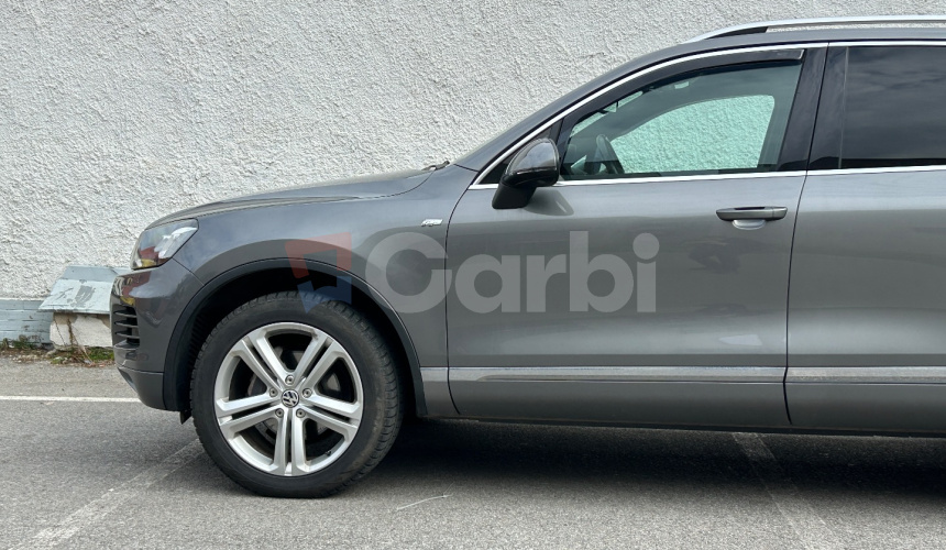 Volkswagen Touareg V6