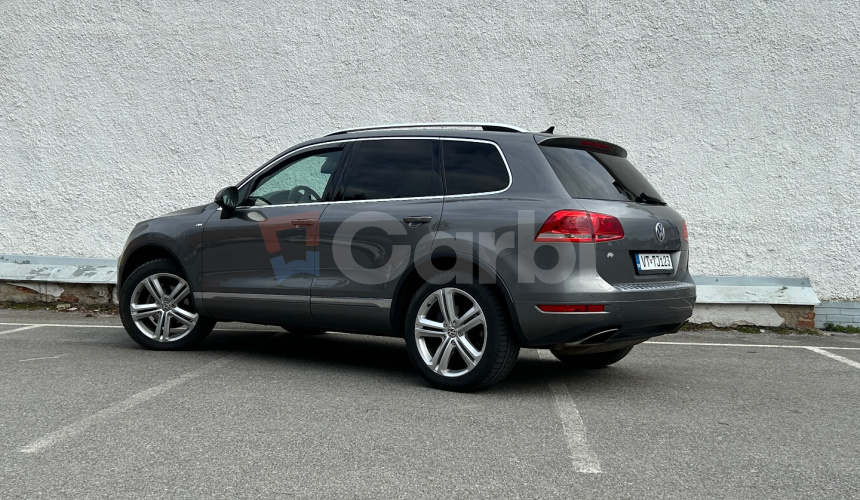 Volkswagen Touareg V6