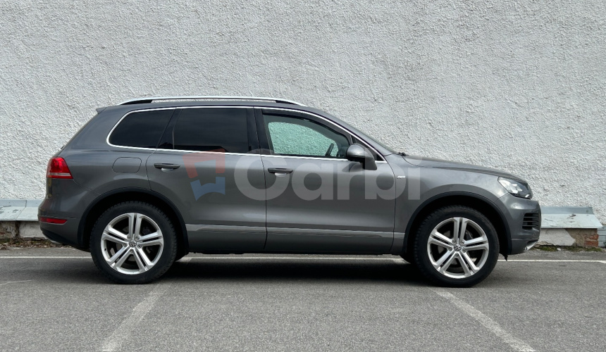 Volkswagen Touareg V6