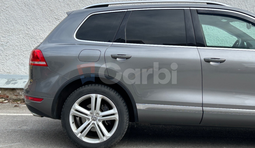 Volkswagen Touareg V6