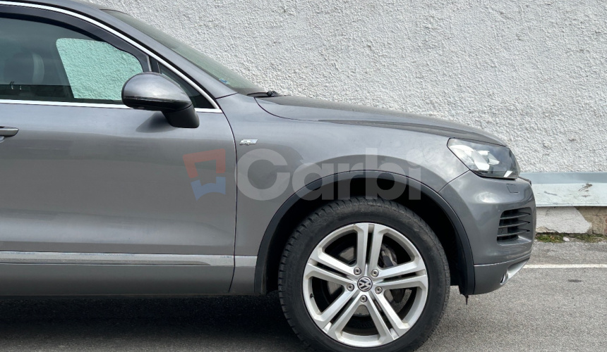 Volkswagen Touareg V6