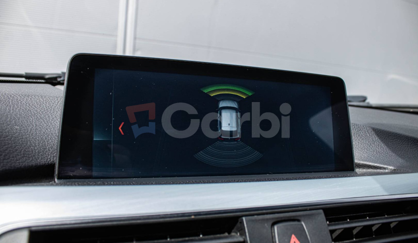 BMW Rad 3 Touring 330i xDrive M Sport A/T