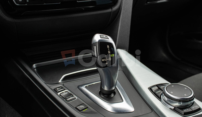 BMW Rad 3 Touring 330i xDrive M Sport A/T