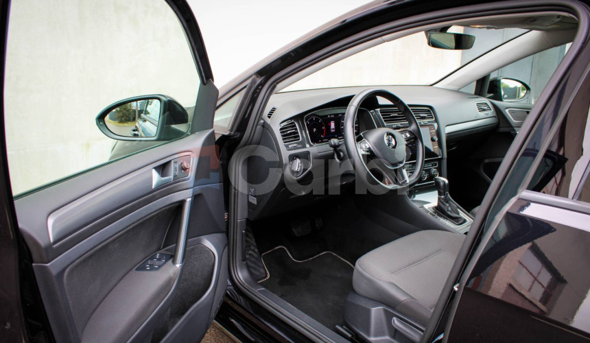 Volkswagen Golf Variant 1.6 TDI BMT Comfortline DSG Virtual Cockpit