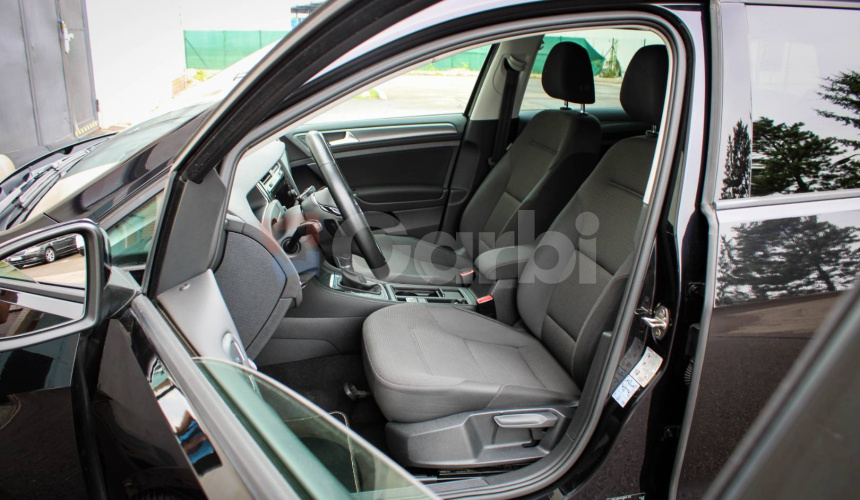 Volkswagen Golf Variant 1.6 TDI BMT Comfortline DSG Virtual Cockpit