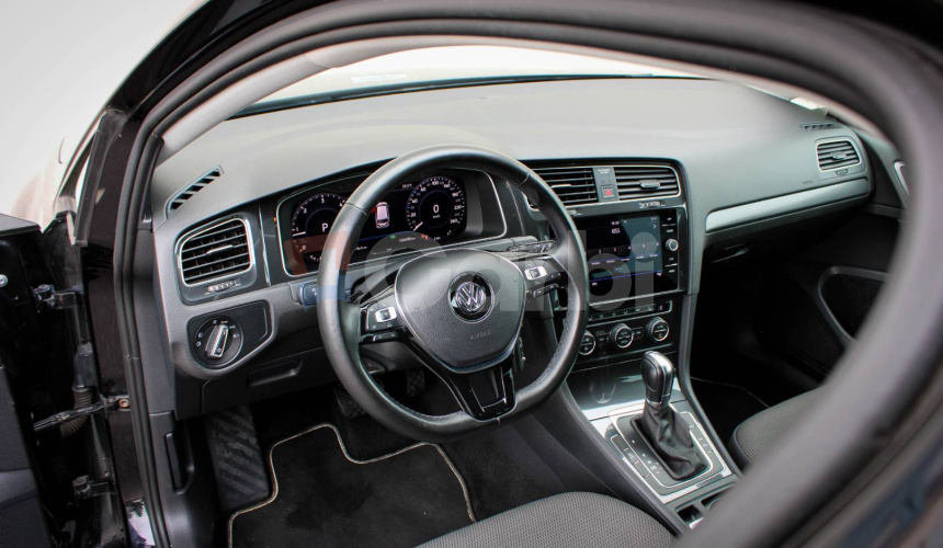 Volkswagen Golf Variant 1.6 TDI BMT Comfortline DSG Virtual Cockpit