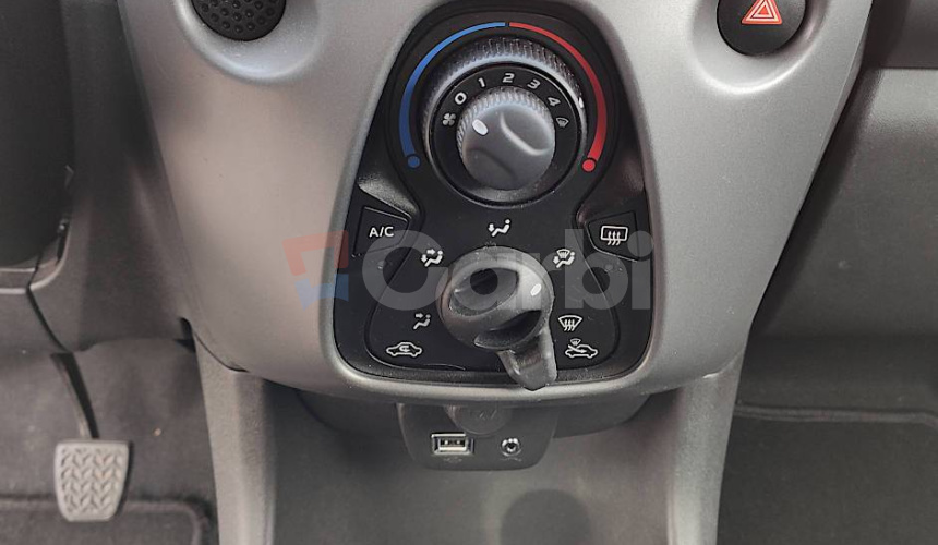 Toyota Aygo 1.0 VVT-i selection x-cite