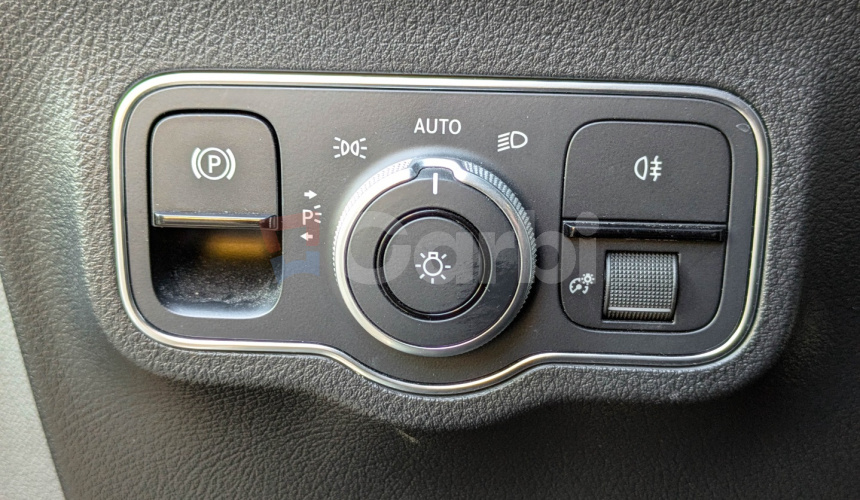 Mercedes-Benz B trieda 180 A/T, 100kW