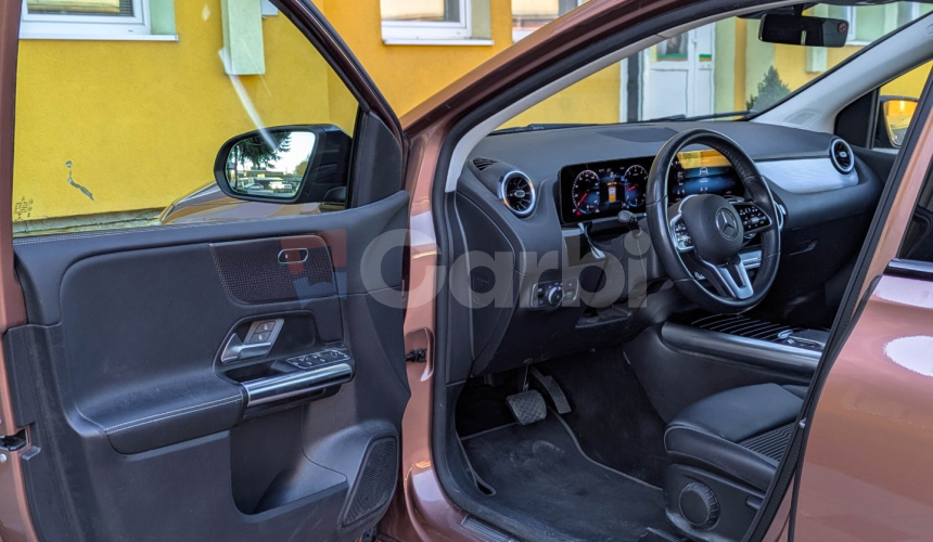 Mercedes-Benz B trieda 180 A/T, 100kW