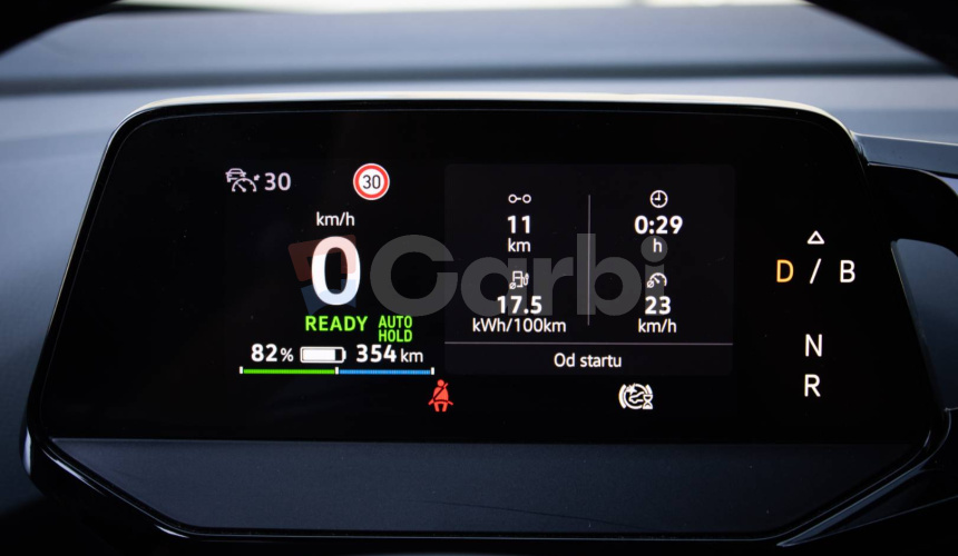 Volkswagen ID.4 Pro Performance 1st edition, super výbava, tepelné čerpadlo,nelakované, el ťažn