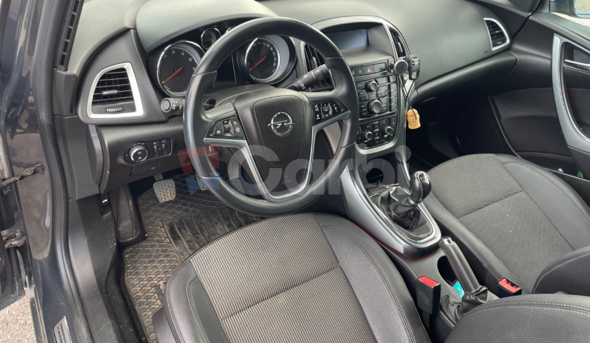 Opel Astra 1.4 Turbo 140k Sport