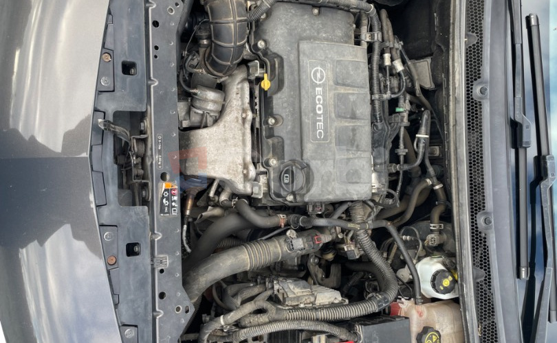 Opel Astra 1.4 Turbo 140k Sport
