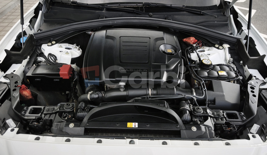 Jaguar F-Pace 2.0 I4 P250 Prestige AWD