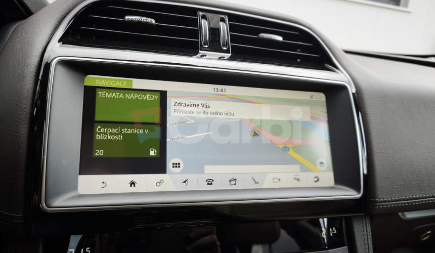 Jaguar F-Pace 2.0 I4 P250 Prestige AWD