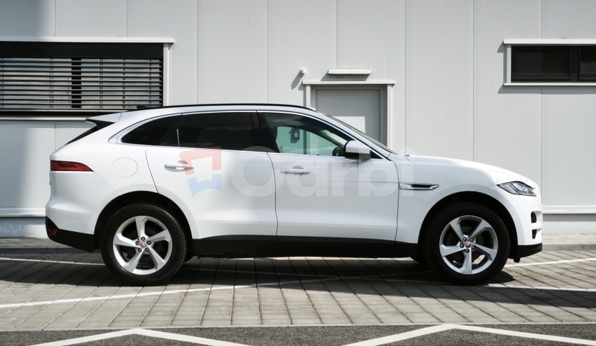 Jaguar F-Pace 2.0 I4 P250 Prestige AWD