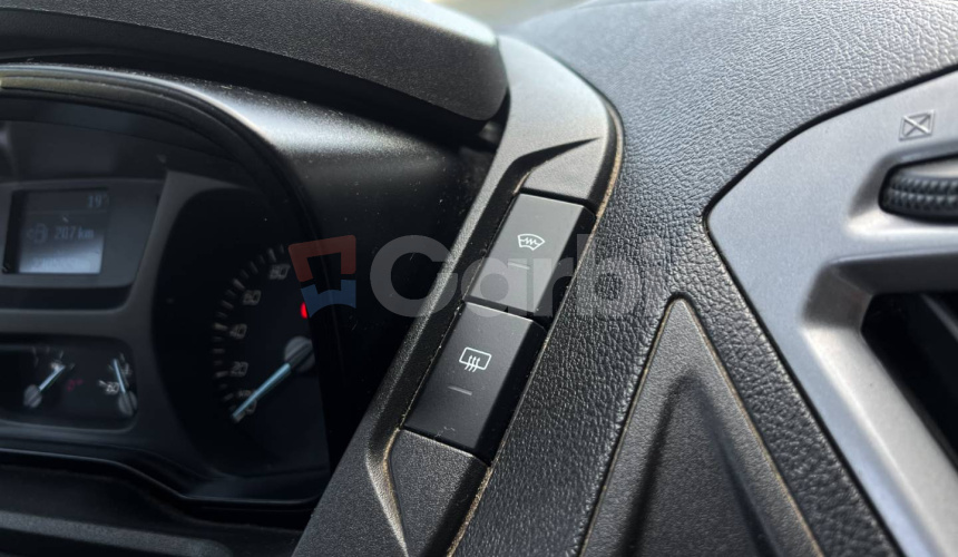 Ford Transit Custom 2.2 TDCi Ambiente L2H2 T310 125k