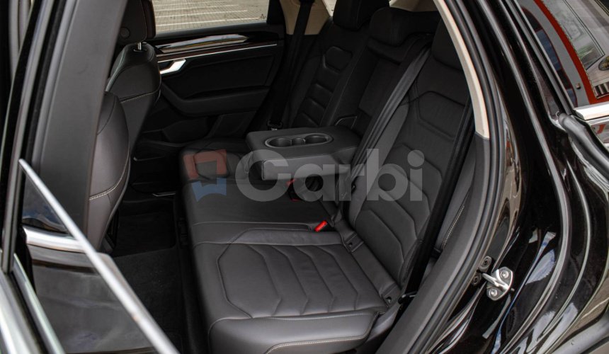 Volkswagen Touareg 3.0 TDI 170kW, Natáčacia zadná náprava, Masáž, Vzduch, Nočné videnie
